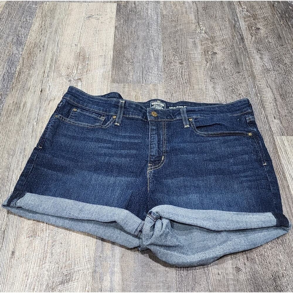 Levi's rolled‎ hem denim jean shorts plus size 18